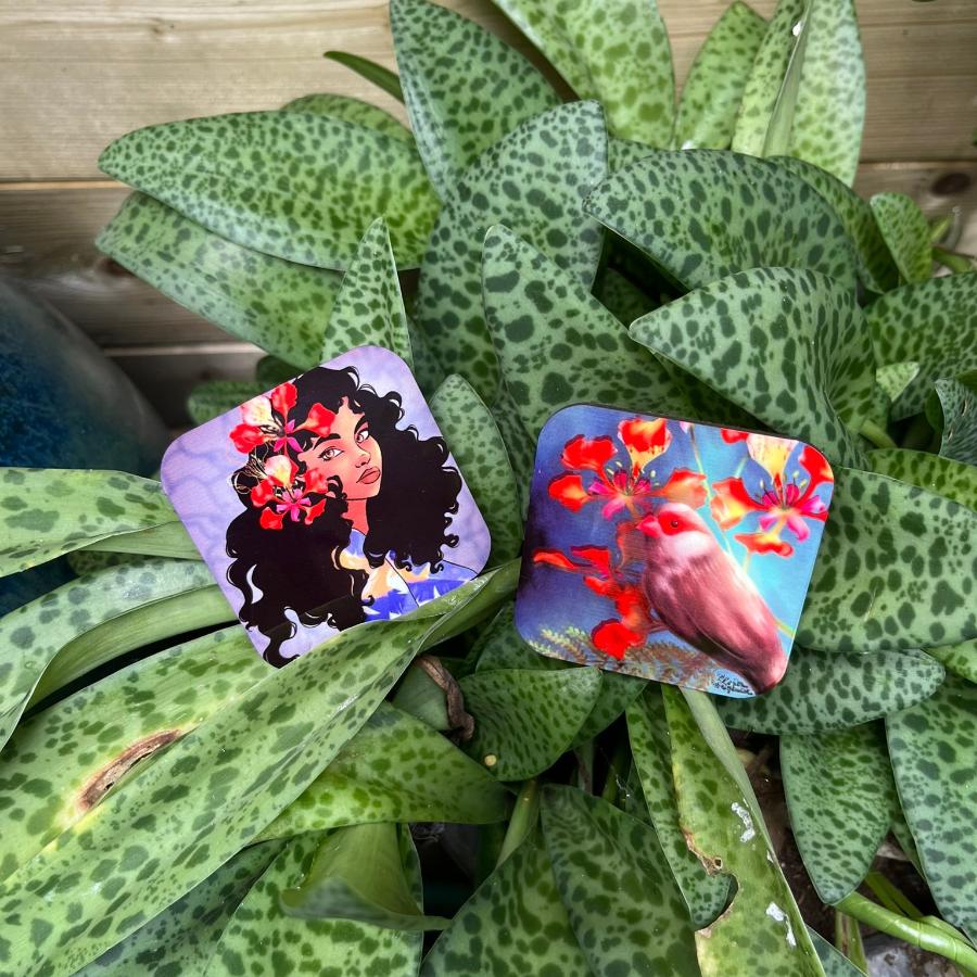 Aimants carrés en bois
sublimation à la main avec flamboyants rouge ou oiseau bec rose de La Réunion