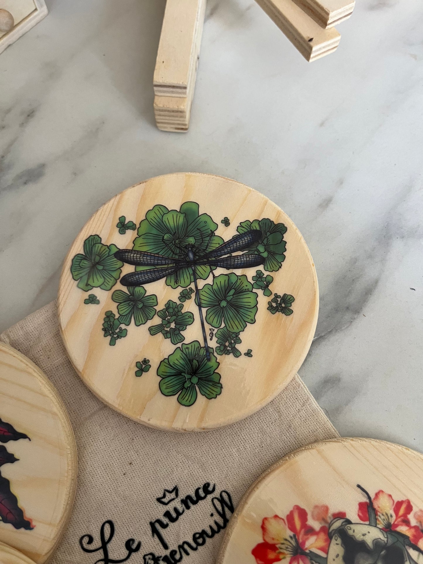 Bébêtes la kour - sous verres en bois