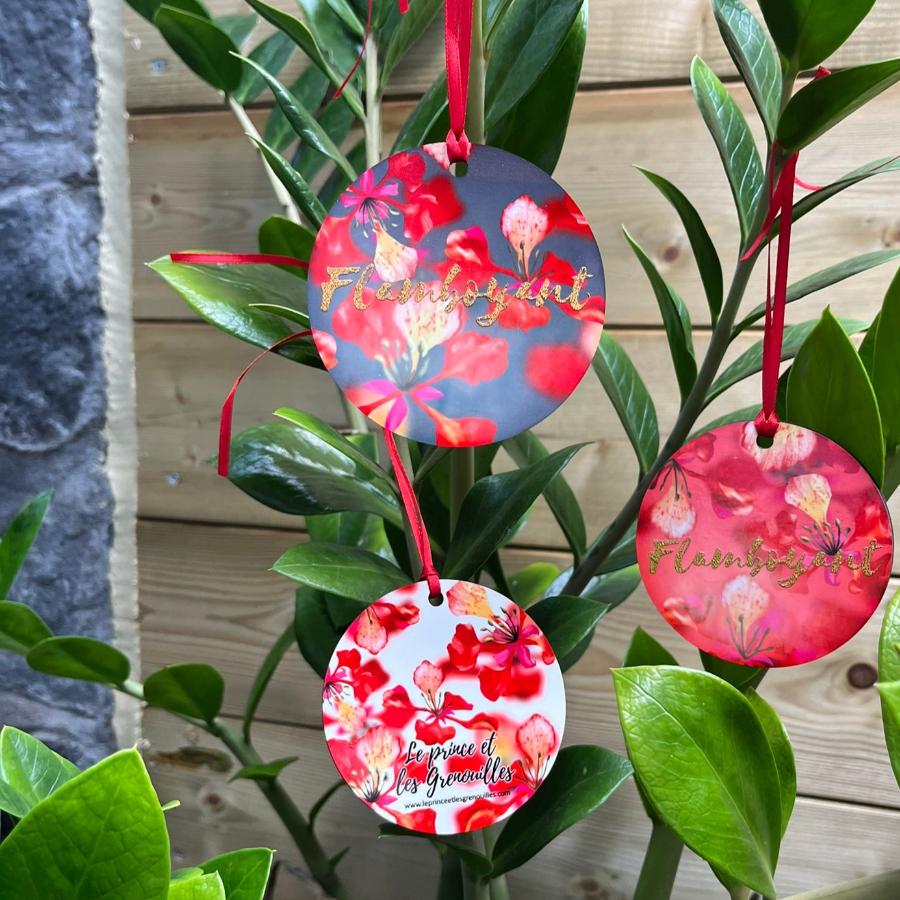 Décorations rondes en bois double face brillante avec flamboyants de La Réunion

